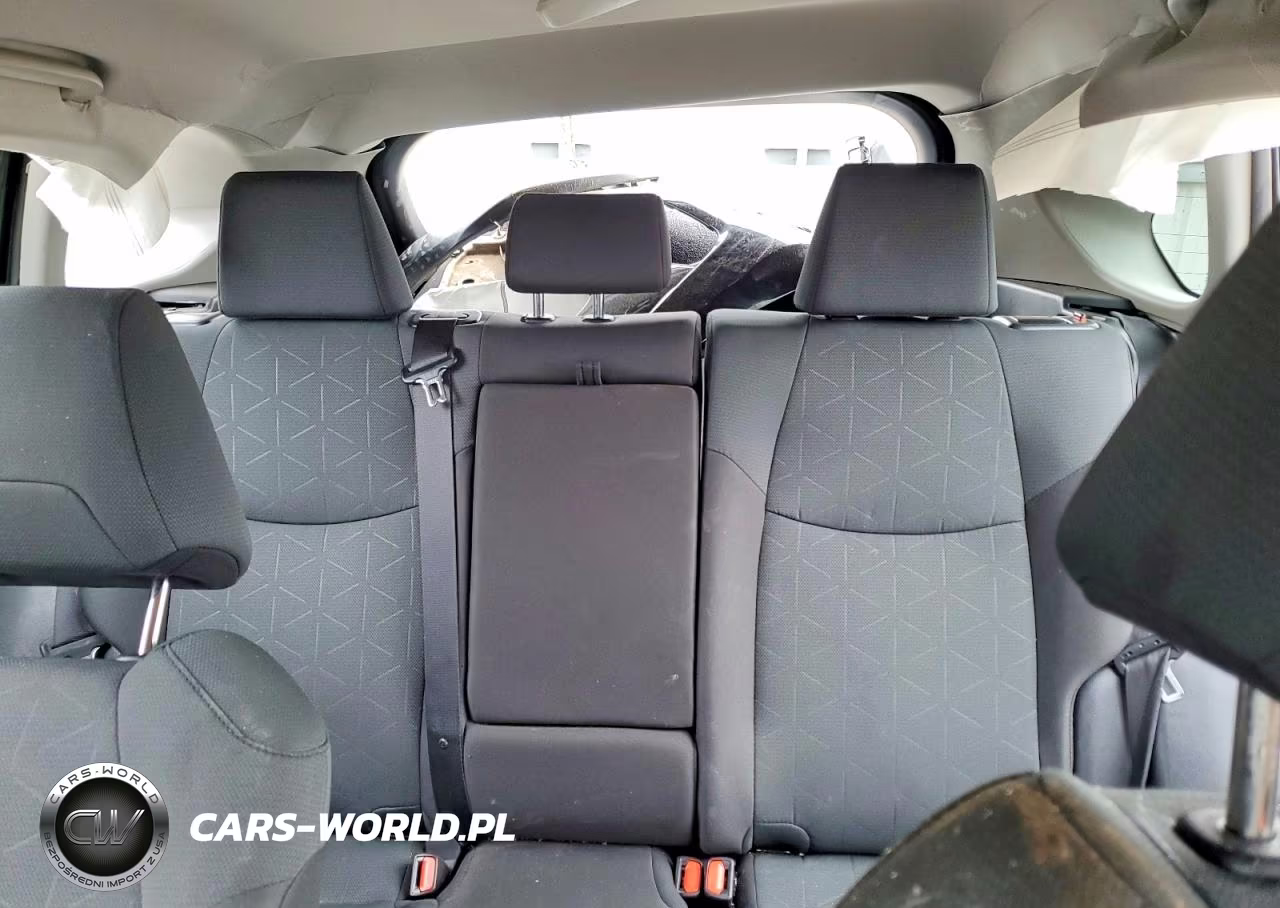 2025 Toyota Rav4 Xle VIN:2T3W1RFV6SC310541 - 10