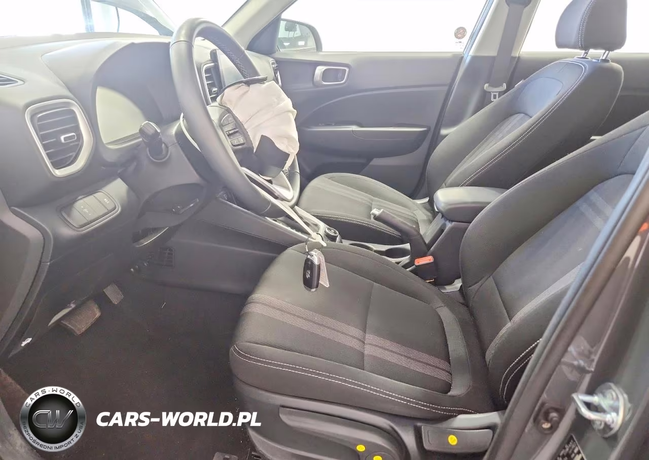 2025 Hyundai Venue Sel VIN:KMHRC8A30SU391454 - 7