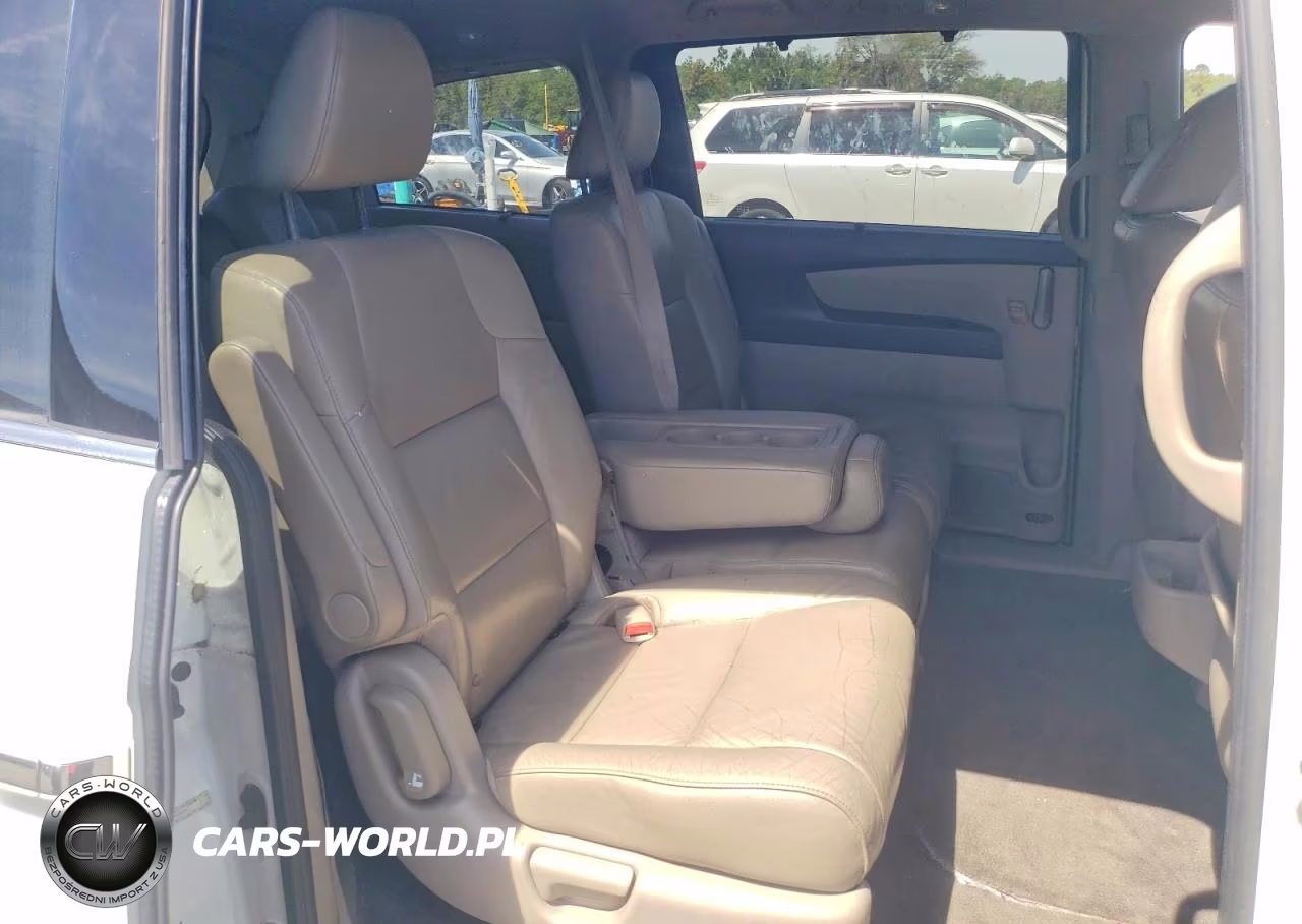 2013 Honda Odyssey Touring VIN:5FNRL5H99DB051048 - 11