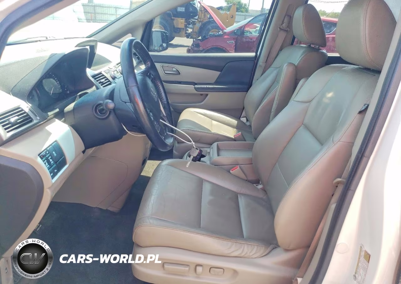 2013 Honda Odyssey Touring VIN:5FNRL5H99DB051048 - 7