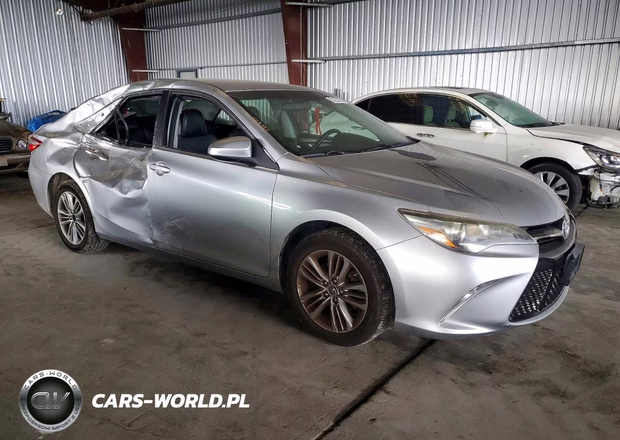 2015 Toyota Camry Se VIN:4T1BF1FK9FU023134 - 4