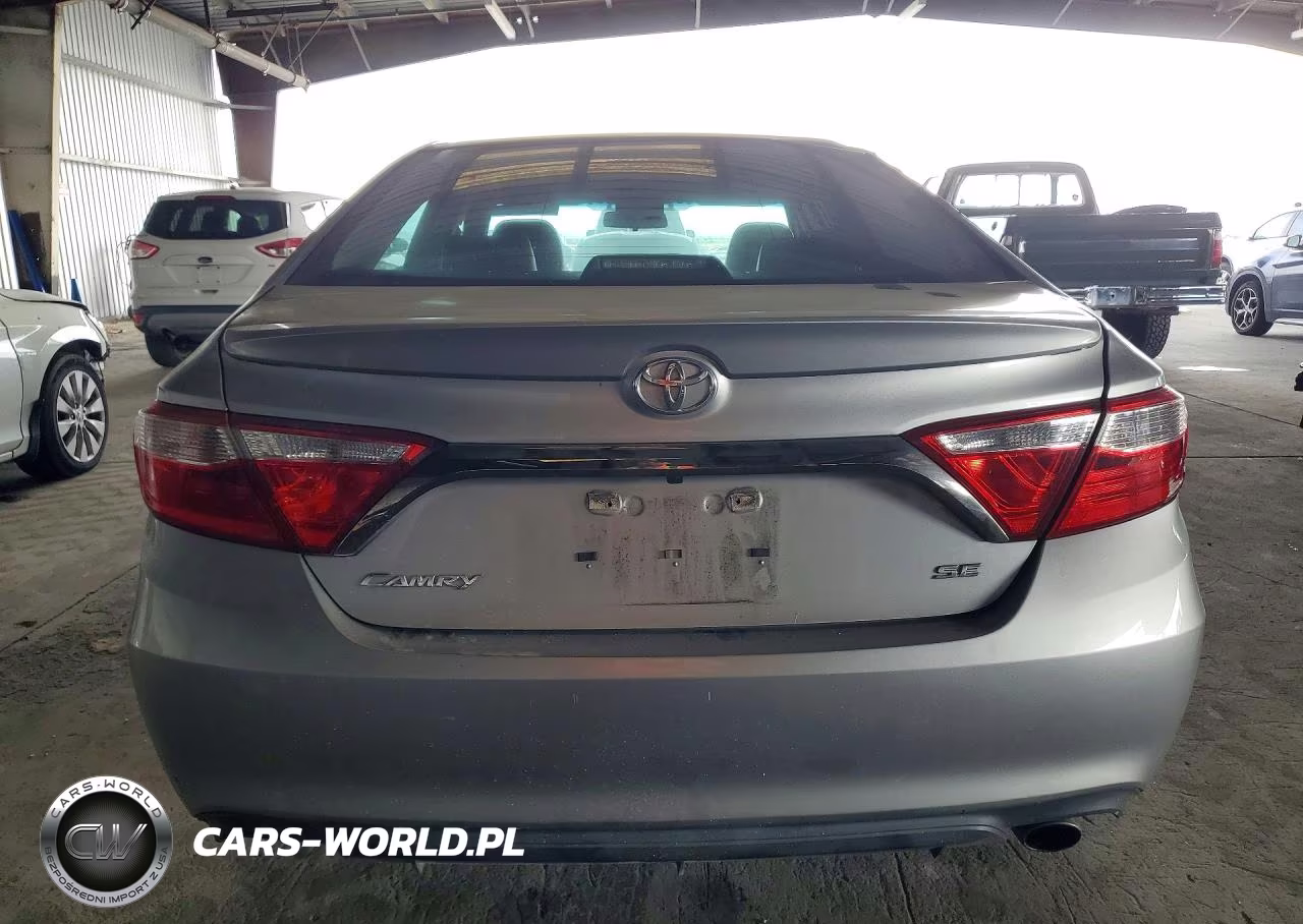 2015 Toyota Camry Se VIN:4T1BF1FK9FU023134 - 6