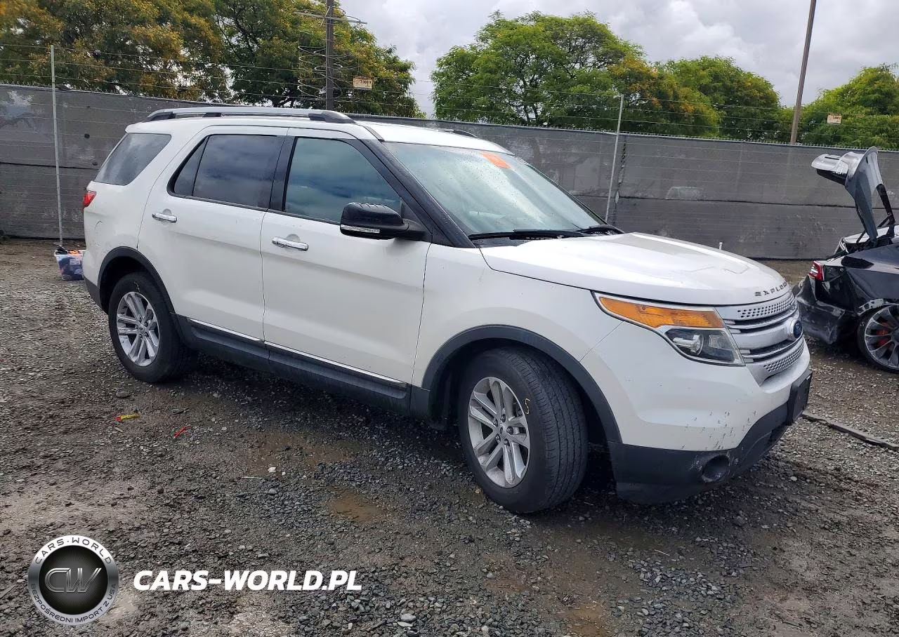 2011 Ford Explorer Xlt VIN:1FMHK7D82BGA65492 - 4