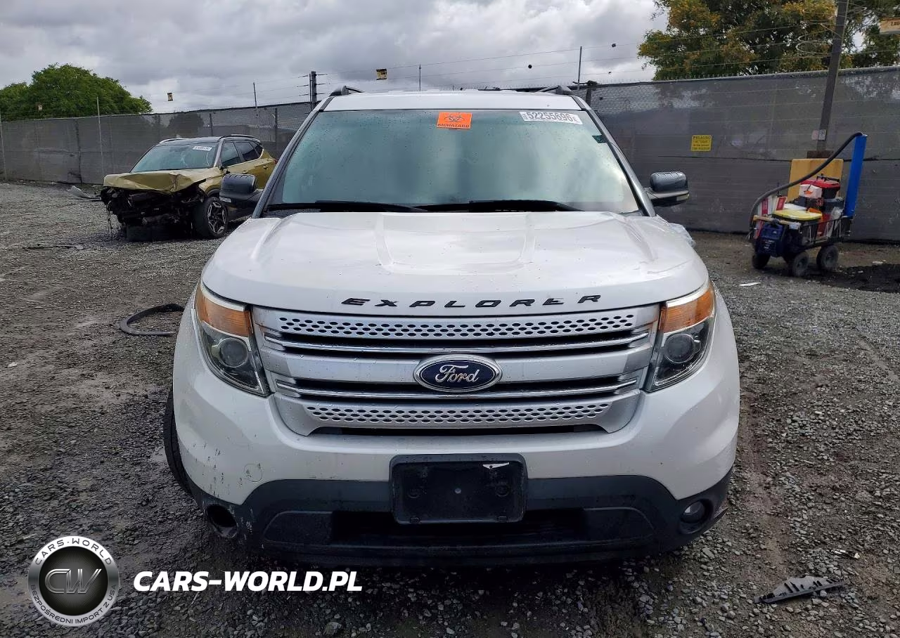 2011 Ford Explorer Xlt VIN:1FMHK7D82BGA65492 - 5