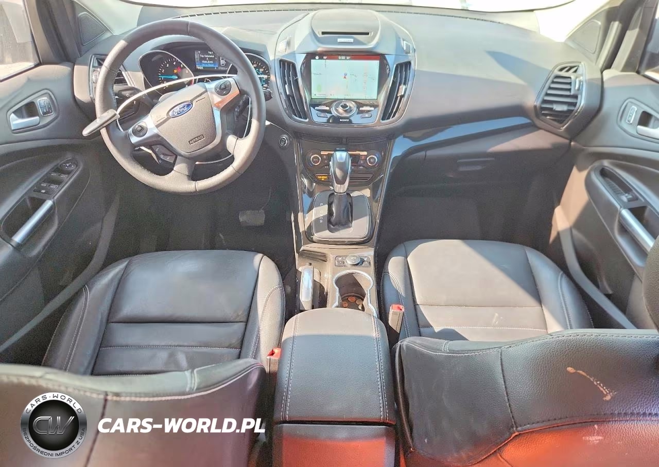 2016 Ford Escape Titanium VIN:1FMCU0J98GUA18016 - 8