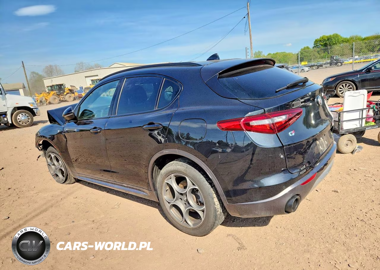 2022 Alfa Romeo Stelvio Ti VIN:ZASPAKBN4N7D39494 - 2