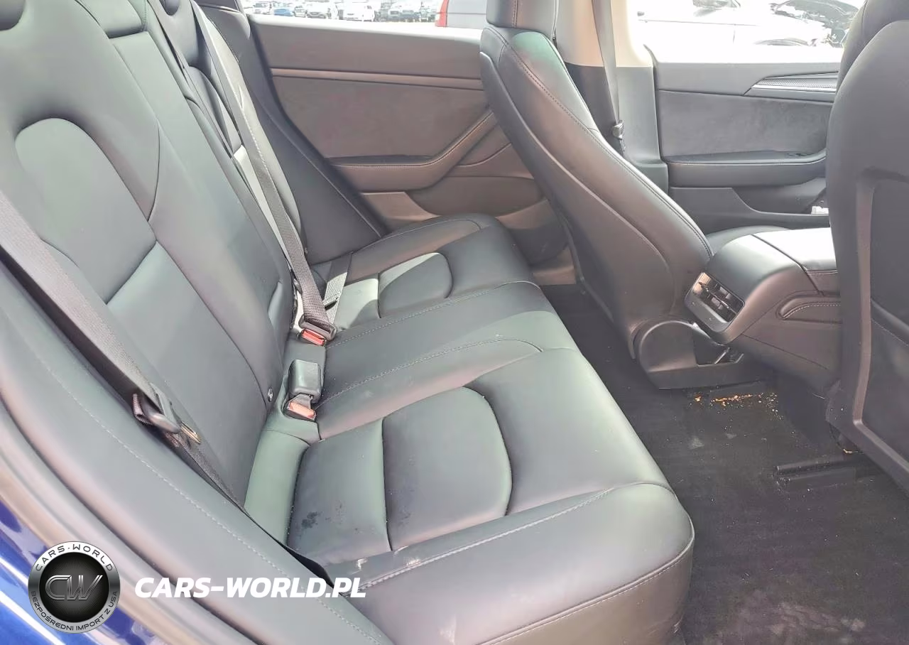 2023 Tesla Model 3 VIN:5YJ3E1EA5PF677577 - 10