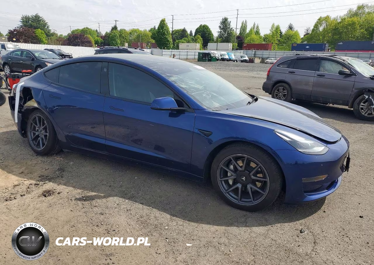 2023 Tesla Model 3 VIN:5YJ3E1EA5PF677577 - 4