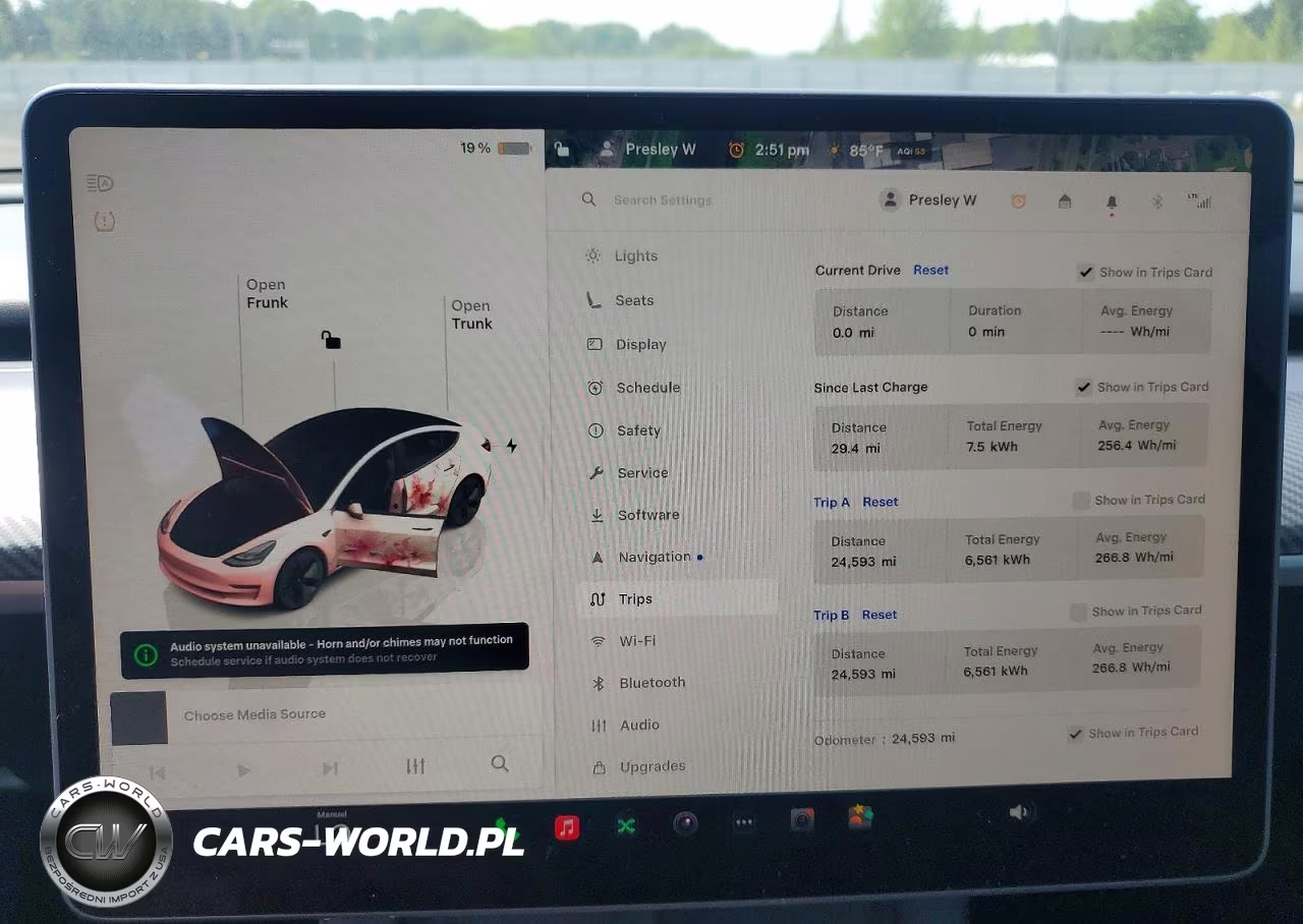 2023 Tesla Model 3 VIN:5YJ3E1EA5PF677577 - 9