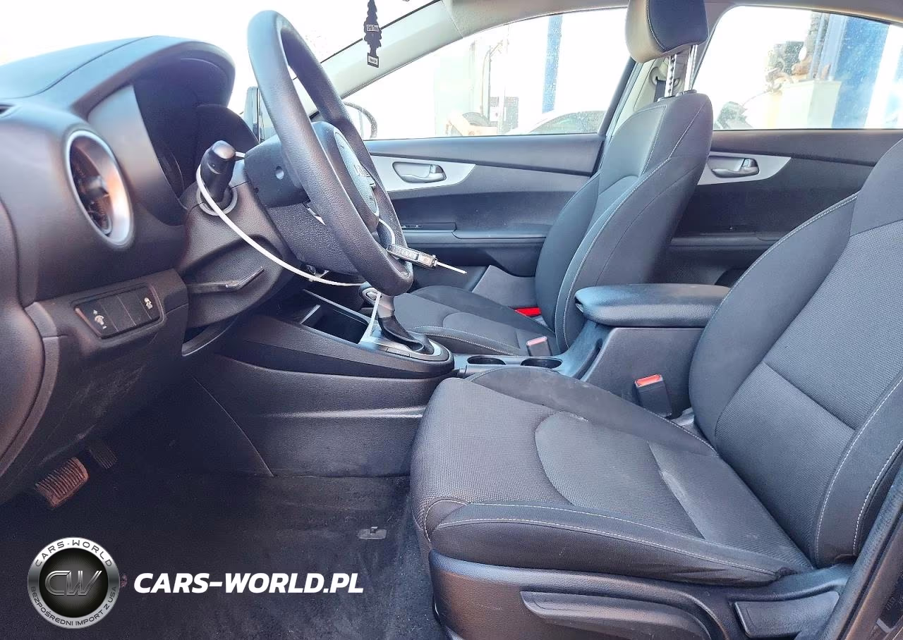 2024 Kia Forte Lxs VIN:3KPF24AD8RE725234 - 7