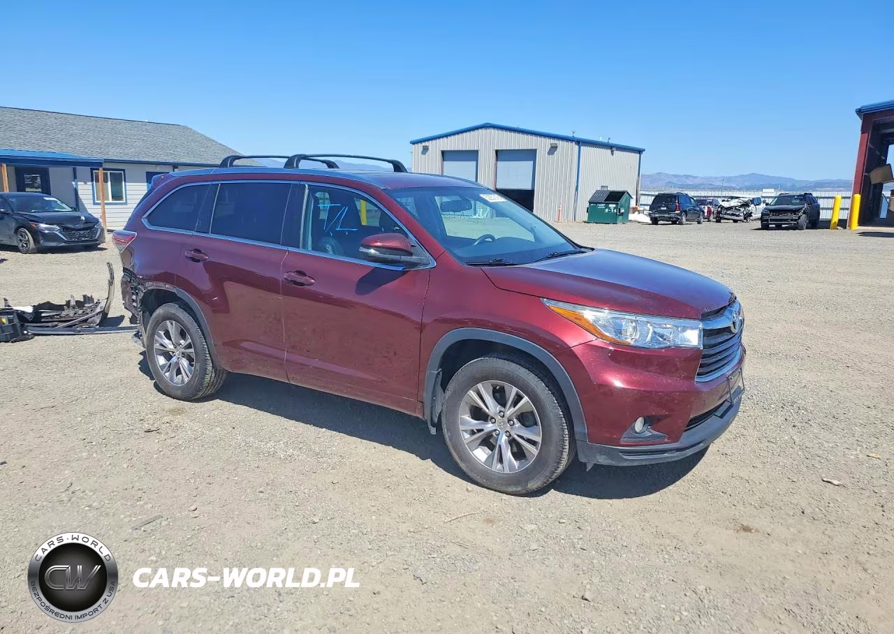 2015 Toyota Highlander Xle VIN:5TDJKRFH6FS182583 - 4