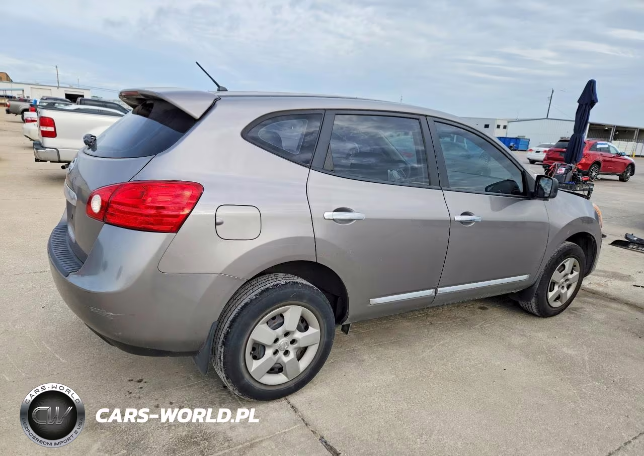 2013 Nissan Rogue S VIN:JN8AS5MT5DW032384 - 3