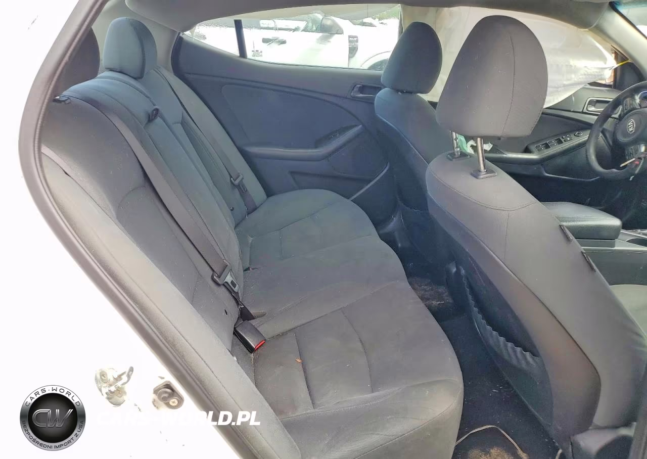 2015 Kia Optima Lx VIN:KNAGM4A73F5557032 - 10