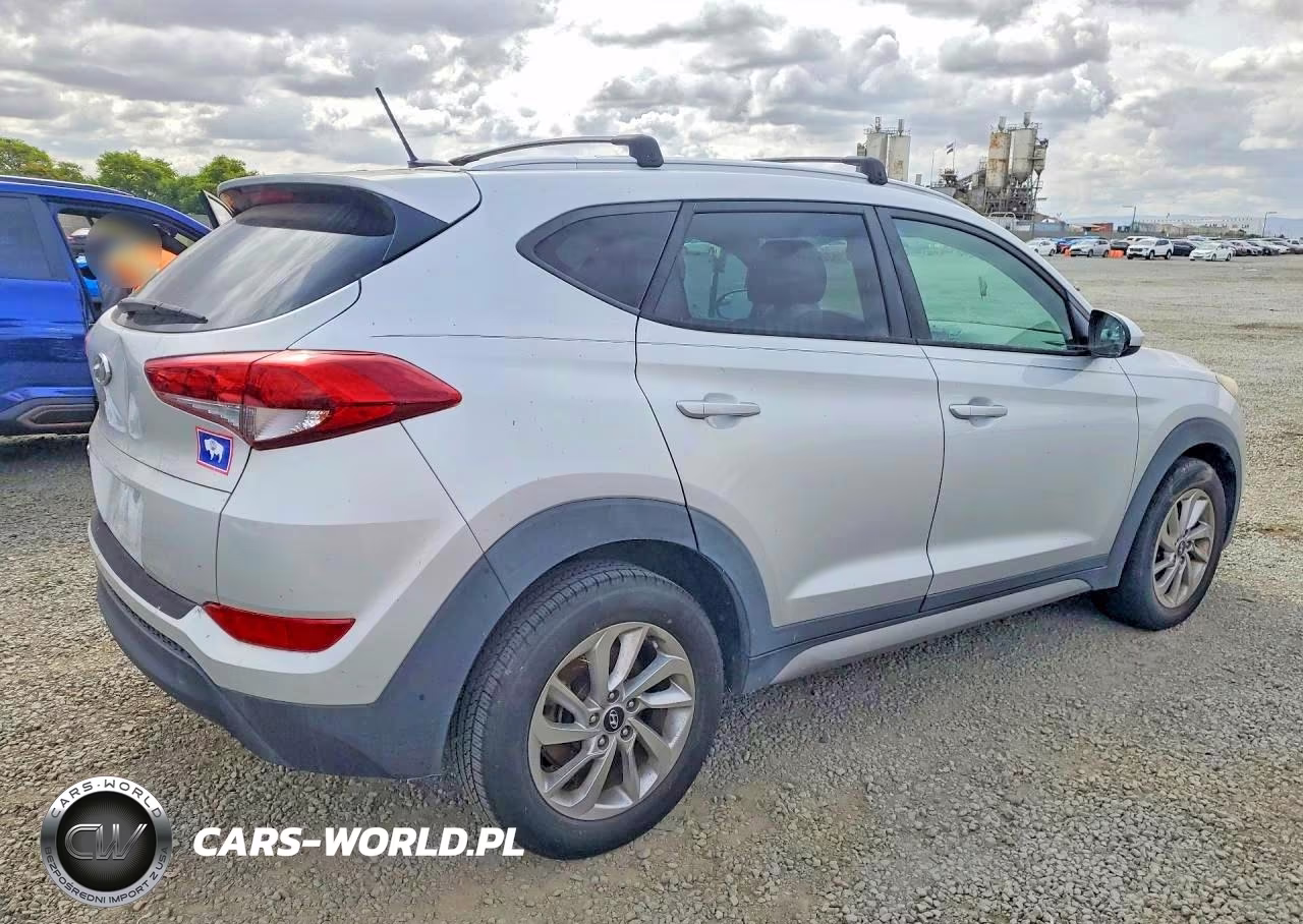 2017 Hyundai Tucson Se VIN:KM8J33A44HU273246 - 3