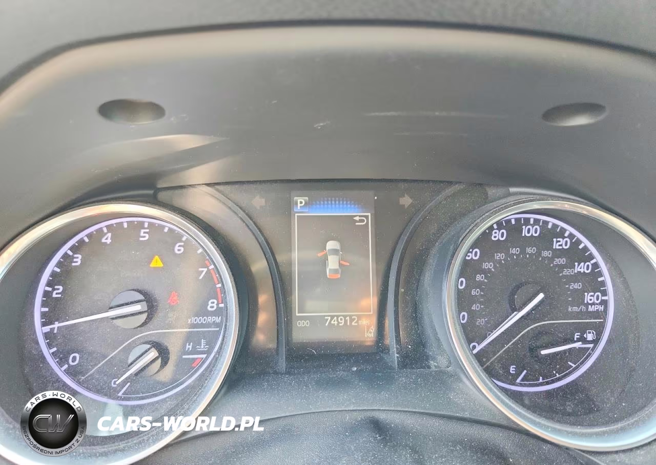 2018 Toyota Camry Se VIN:4T1B11HKXJU631880 - 9