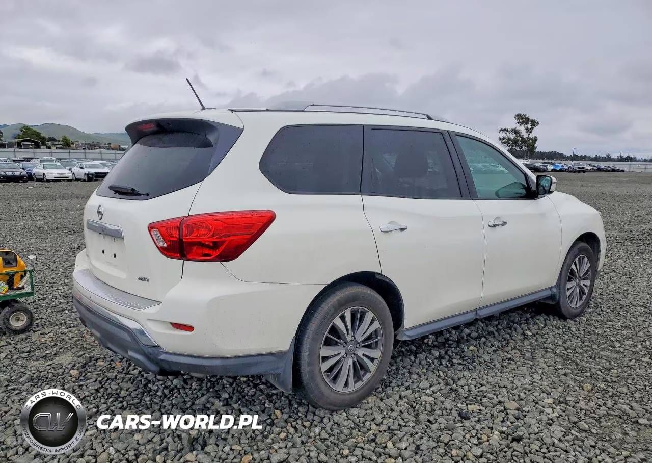 2017 Nissan Pathfinder S VIN:5N1DR2MM4HC619657 - 3