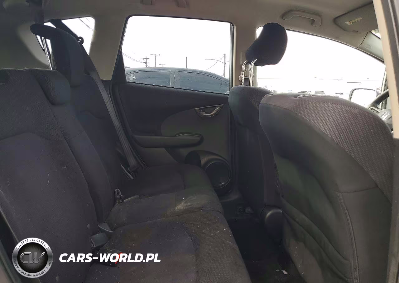 2012 Honda Fit Sport VIN:JHMGE8H50CS007519 - 10
