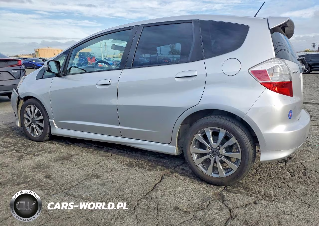 2012 Honda Fit Sport VIN:JHMGE8H50CS007519 - 2