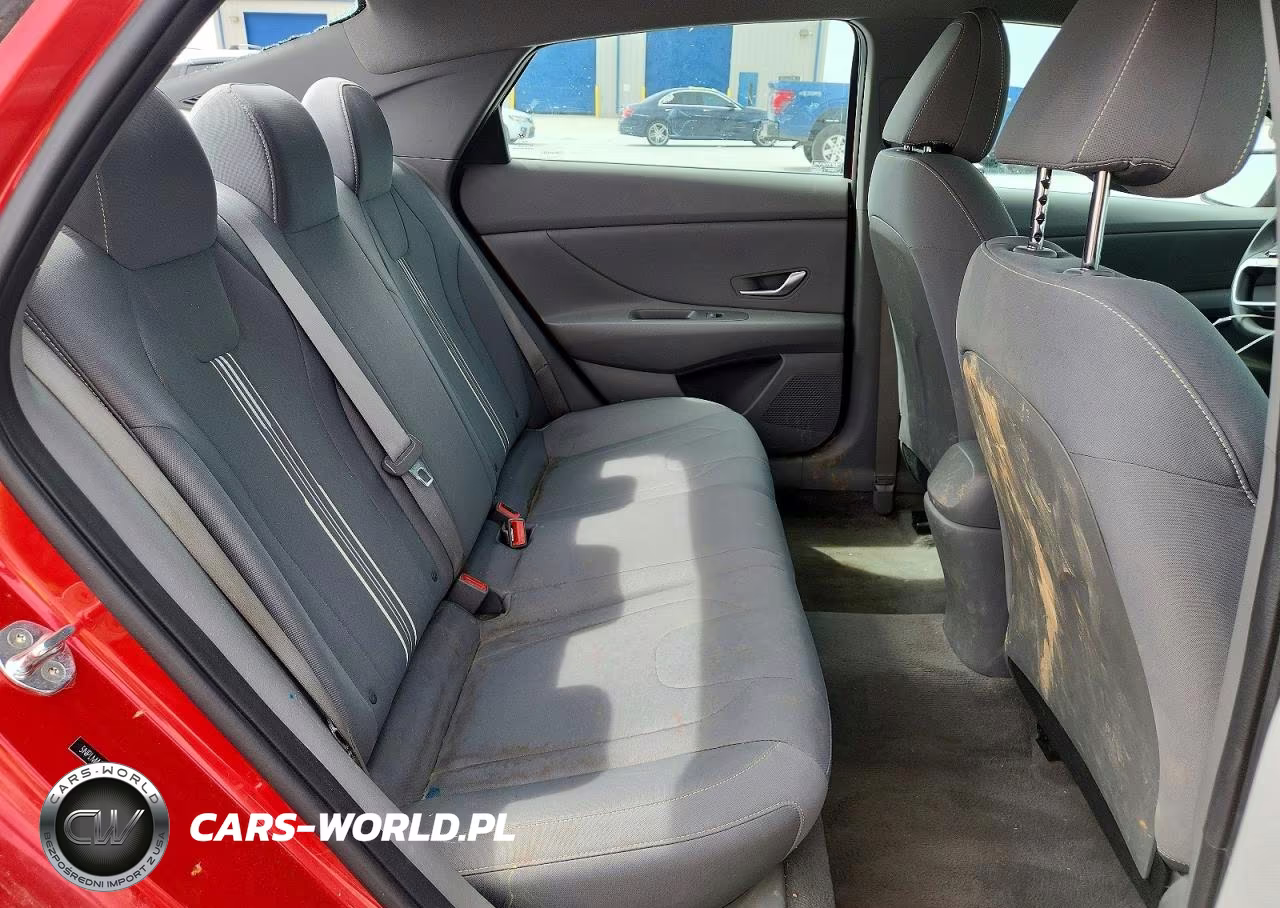 2023 Hyundai Elantra Sel VIN:5NPLM4AG4PH100135 - 10