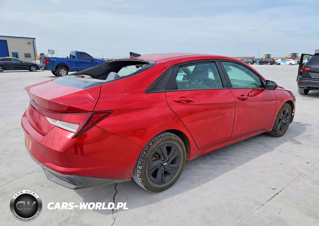 2023 Hyundai Elantra Sel VIN:5NPLM4AG4PH100135 - 3