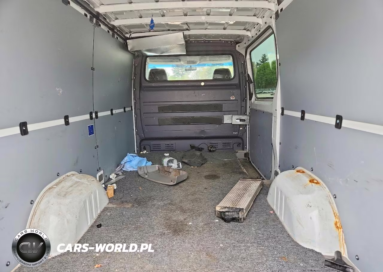 2016 Mercedes Benz Sprinter 2500 Delivery Van VIN:WD3PE7DD4GP208481 - 10