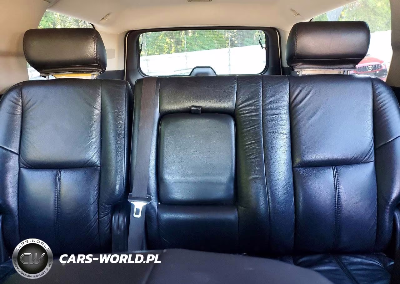 2007 Chevrolet Suburban C1500 VIN:3GNFC16077G239346 - 10