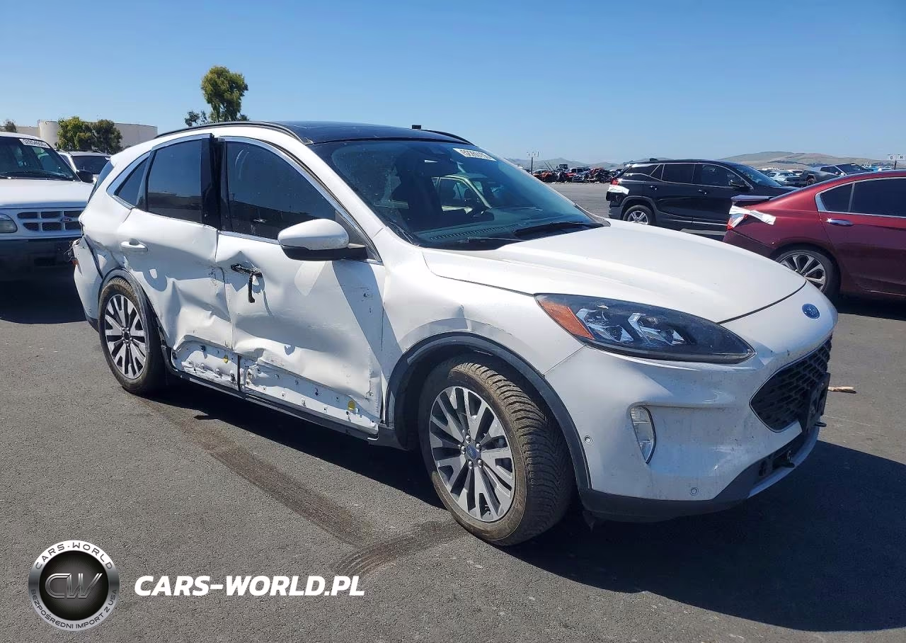 2020 Ford Escape Titanium VIN:1FMCU9DZ4LUC17333 - 4
