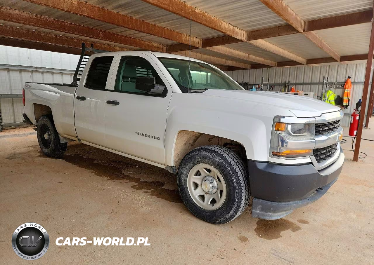 2017 Chevrolet Silverado K1500 VIN:1GCVKNEC3HZ372519 - 4
