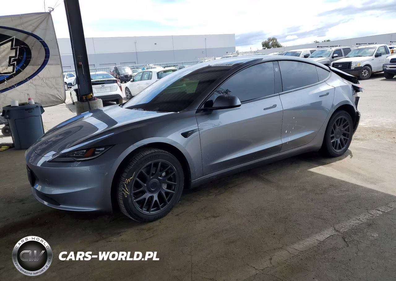 2024 Tesla Model 3 – zdjęcie 1 z 12