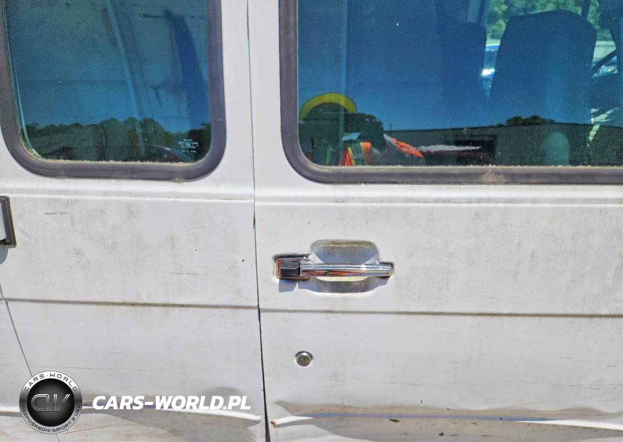 1994 Chevrolet G20 VIN:1GCEG25ZXRF149059 - 11