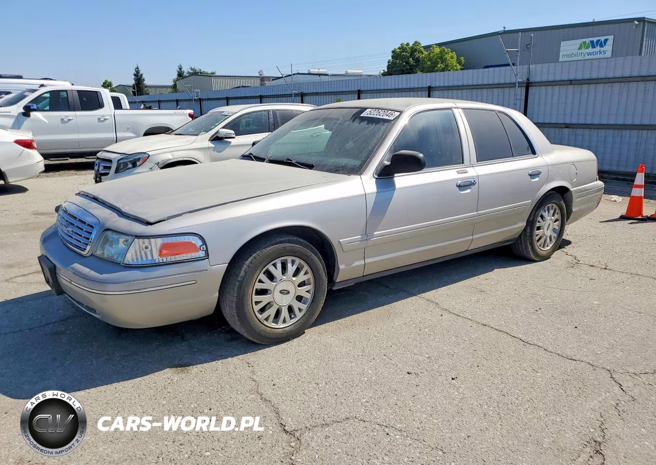 2003 Ford Crown Victoria Lx