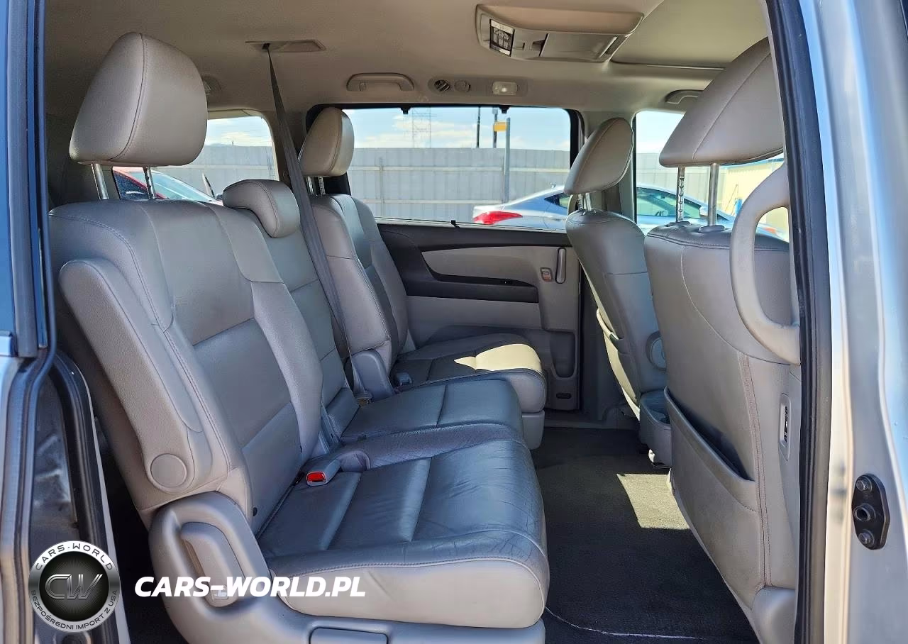 2011 Honda Odyssey Touring VIN:5FNRL5H96BB078396 - 11