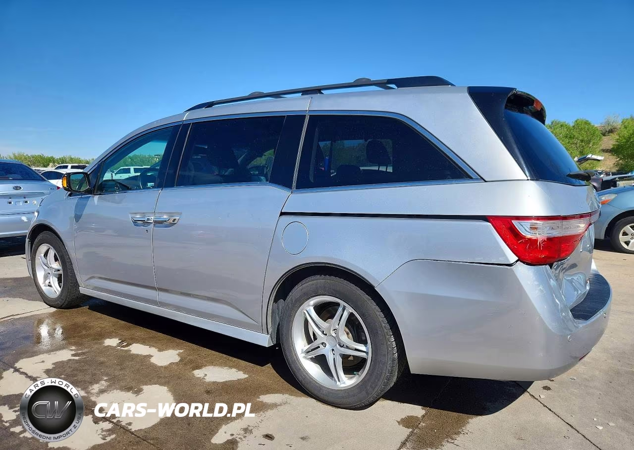 2011 Honda Odyssey Touring VIN:5FNRL5H96BB078396 - 2