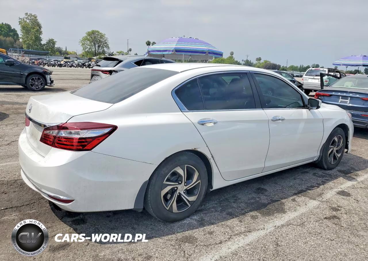 2017 Honda Accord Lx VIN:1HGCR2F3XHA006993 - 3