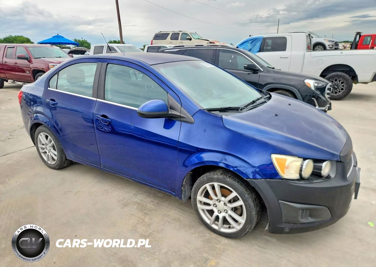 2013 Chevrolet Sonic Lt VIN:1G1JC5SH2D4114438 - 4