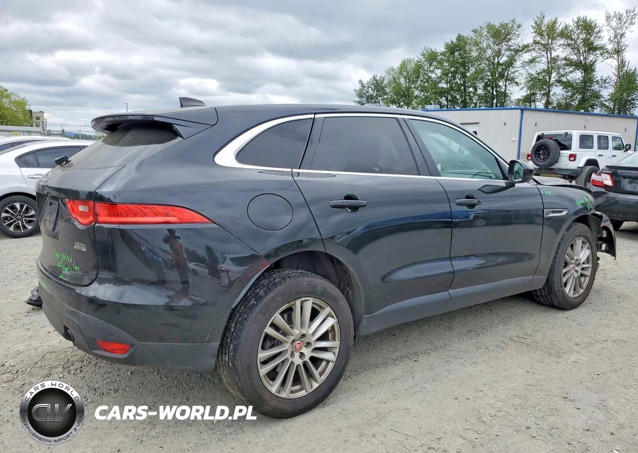 2020 Jaguar F-Pace Prestige VIN:SADCK2GX3LA637893 - 3
