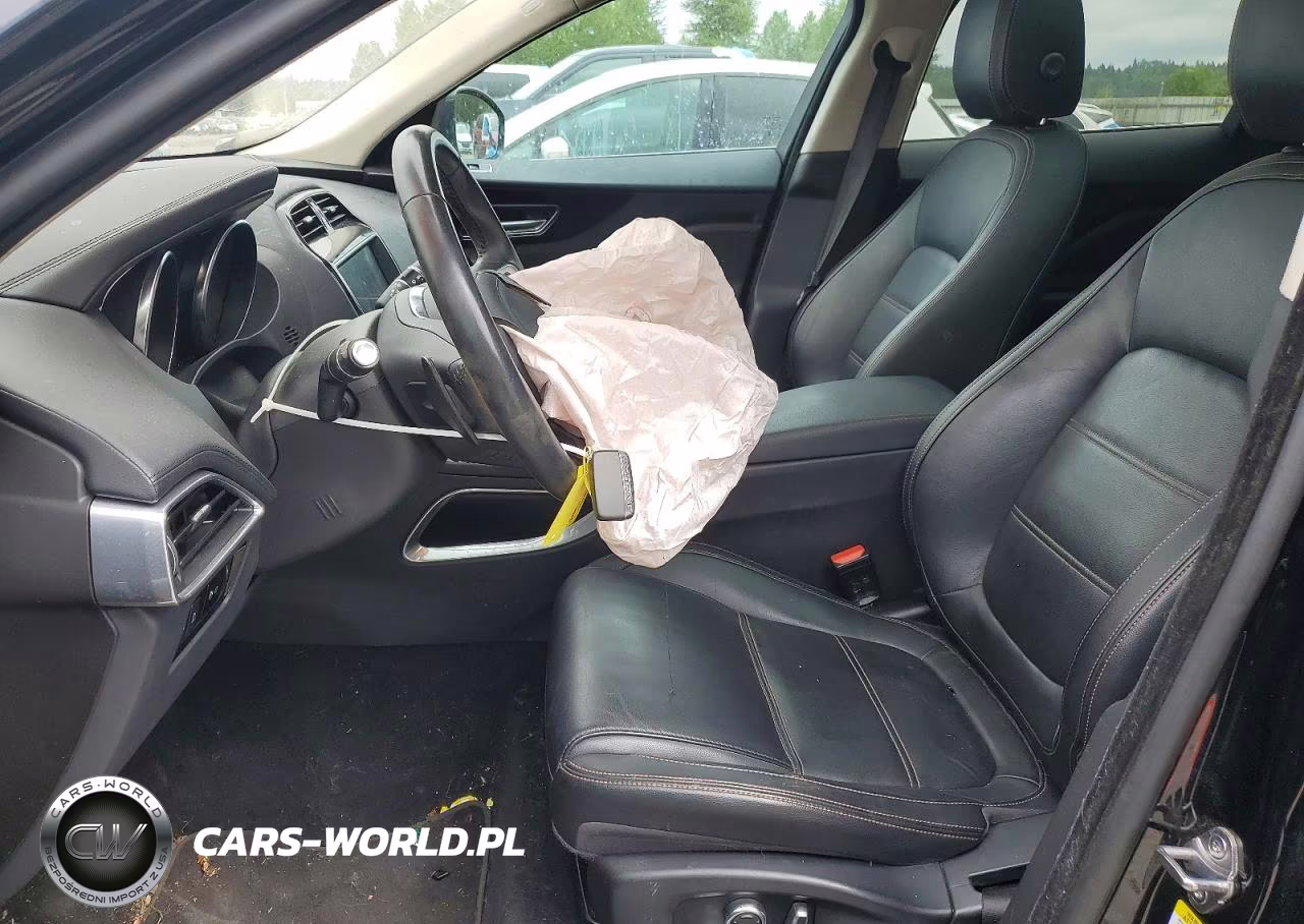 2020 Jaguar F-Pace Prestige VIN:SADCK2GX3LA637893 - 7