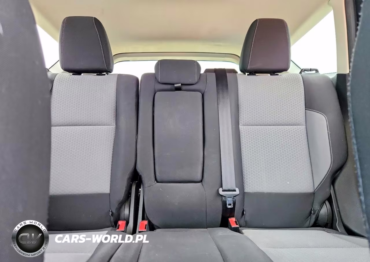 2019 Ford Escape Se VIN:1FMCU0GD0KUA99923 - 10