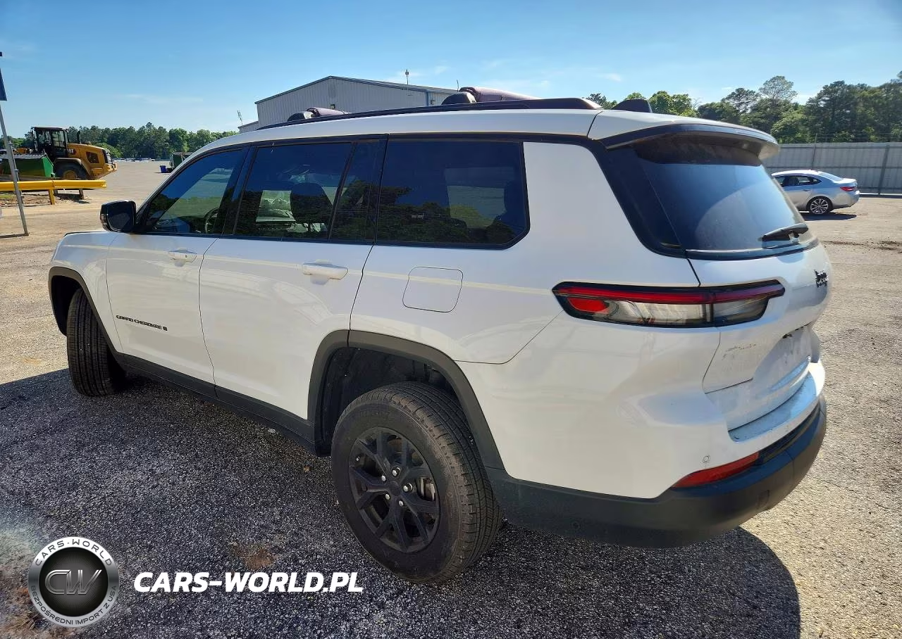 2025 Jeep Grand Cherokee L Laredo VIN:1C4RJJAG7S8672051 - 2