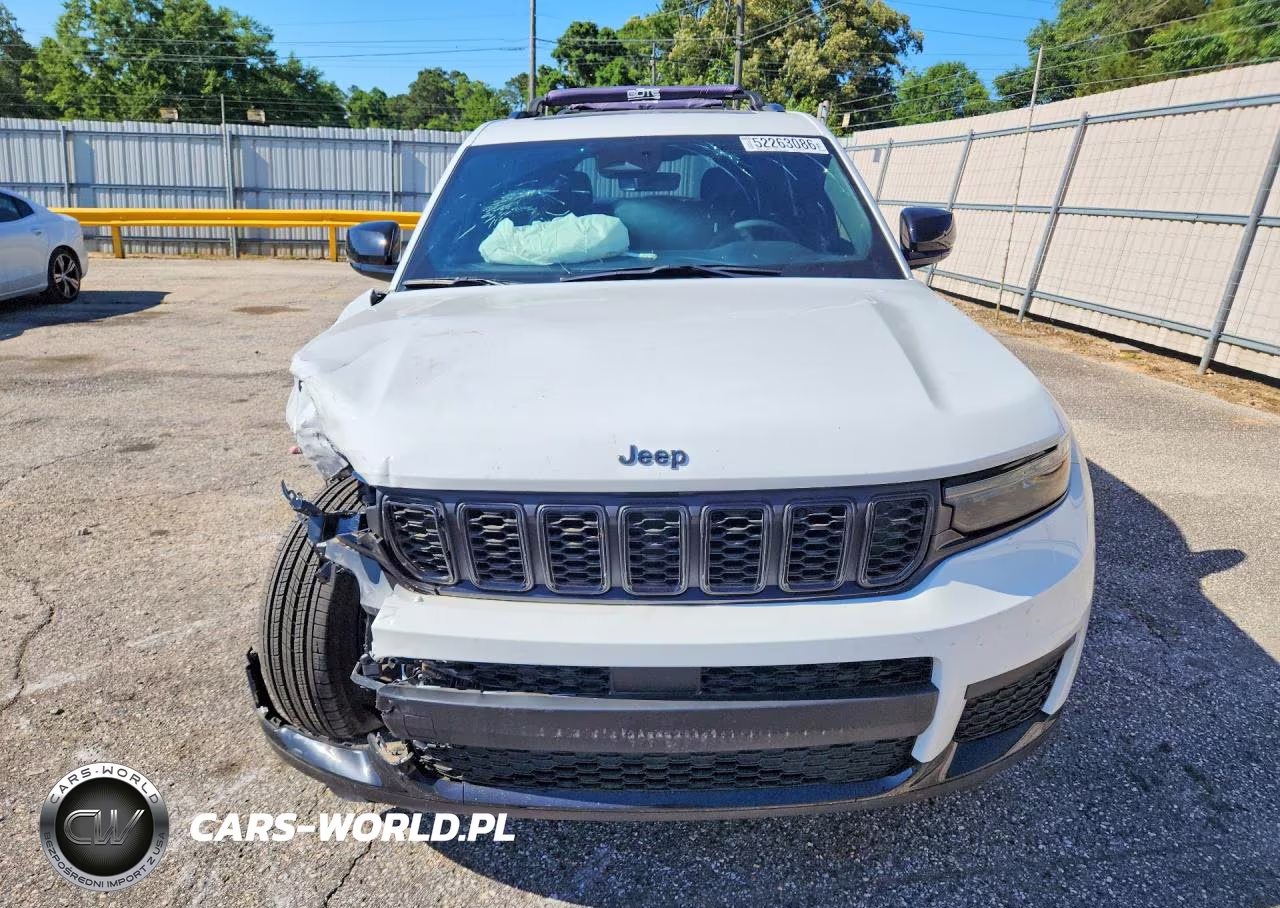 2025 Jeep Grand Cherokee L Laredo VIN:1C4RJJAG7S8672051 - 5