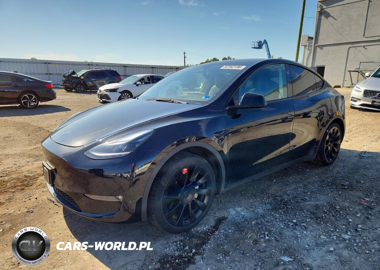 2023 Tesla Model Y – zdjęcie 1 z 12