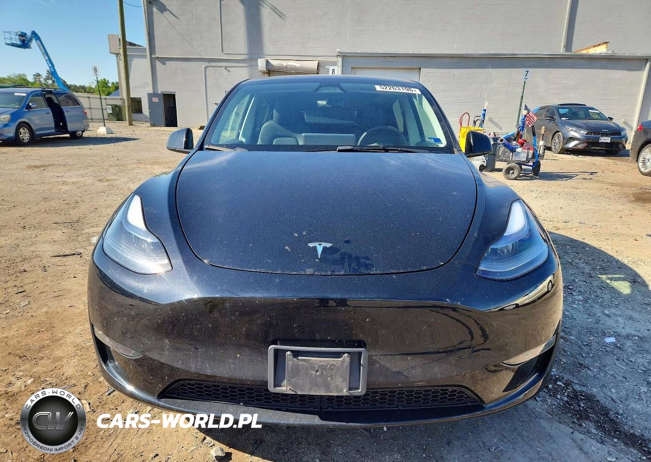 2023 Tesla Model Y VIN:7SAYGAEE6PF924868 - 5