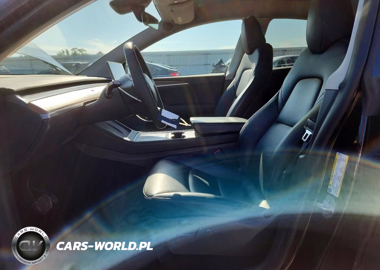2023 Tesla Model Y VIN:7SAYGAEE6PF924868 - 7
