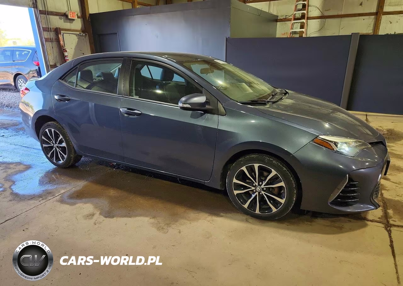 2017 Toyota Corolla Se VIN:2T1BURHE4HC918997 - 4