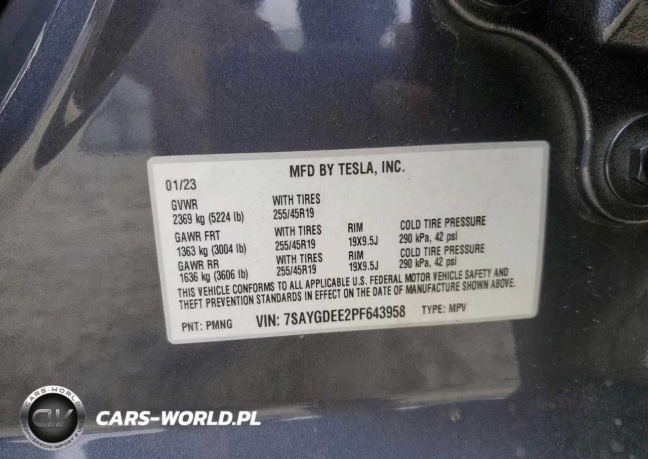 2023 Tesla Model Y VIN:7SAYGDEE2PF643958 - 13
