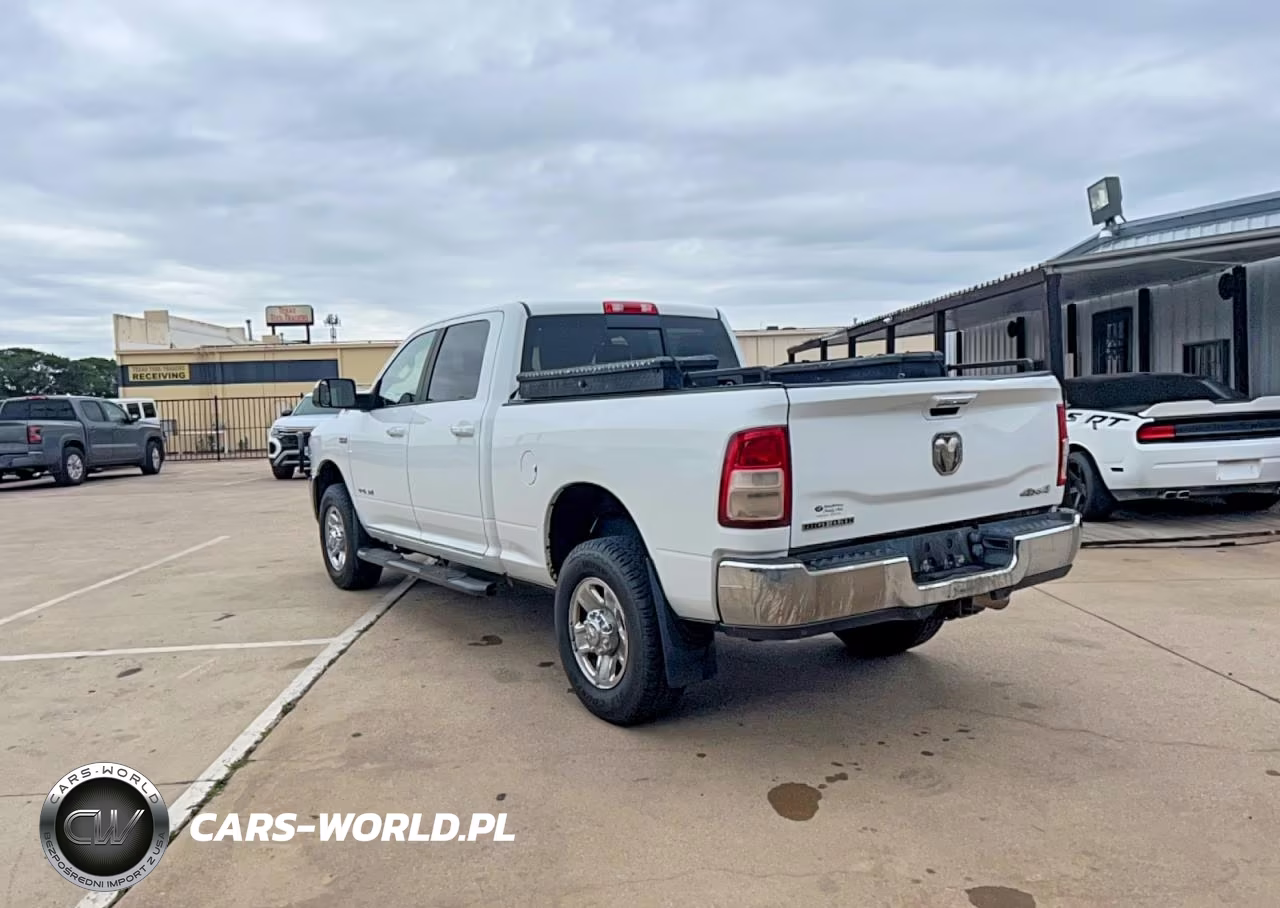 2019 Ram 2500 Big Horn VIN:3C6UR5DJ1KG703068 - 3