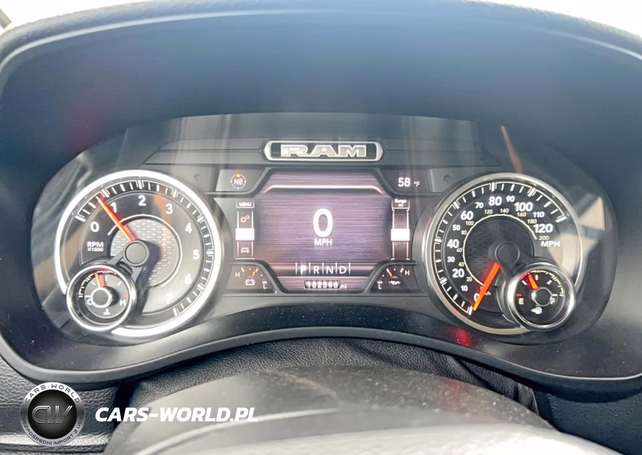 2019 Ram 2500 Big Horn VIN:3C6UR5DJ1KG703068 - 8