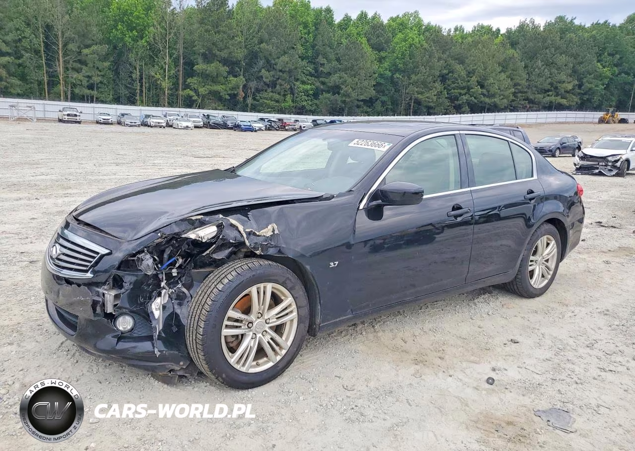 2015 Infiniti Q40 Base