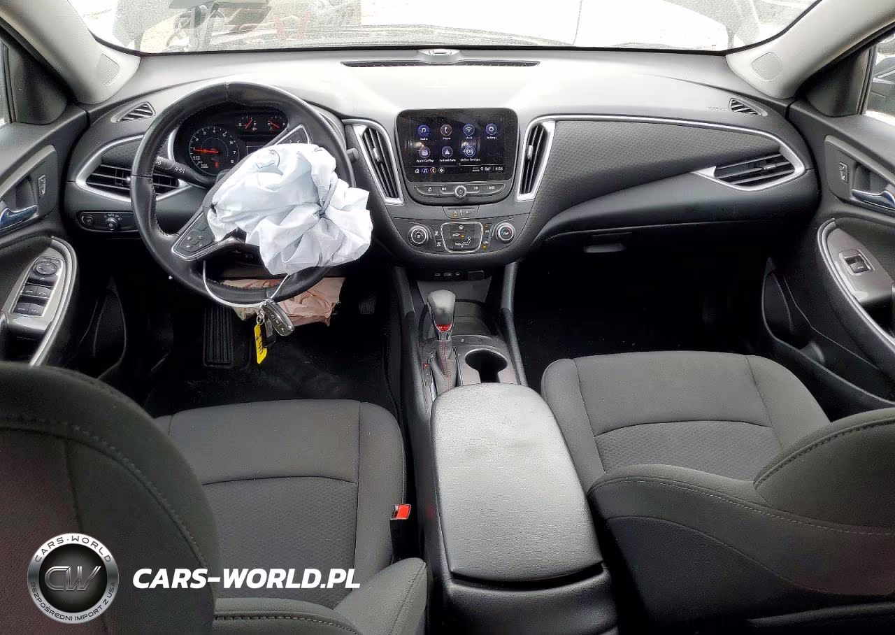 2021 Chevrolet Malibu Rs VIN:1G1ZG5ST1MF048397 - 8