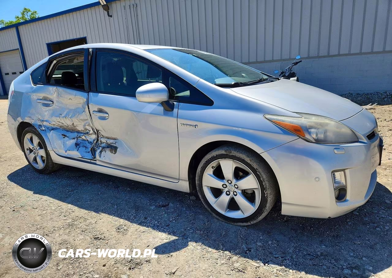 2010 Toyota Prius V VIN:JTDKN3DU0A1034072 - 4